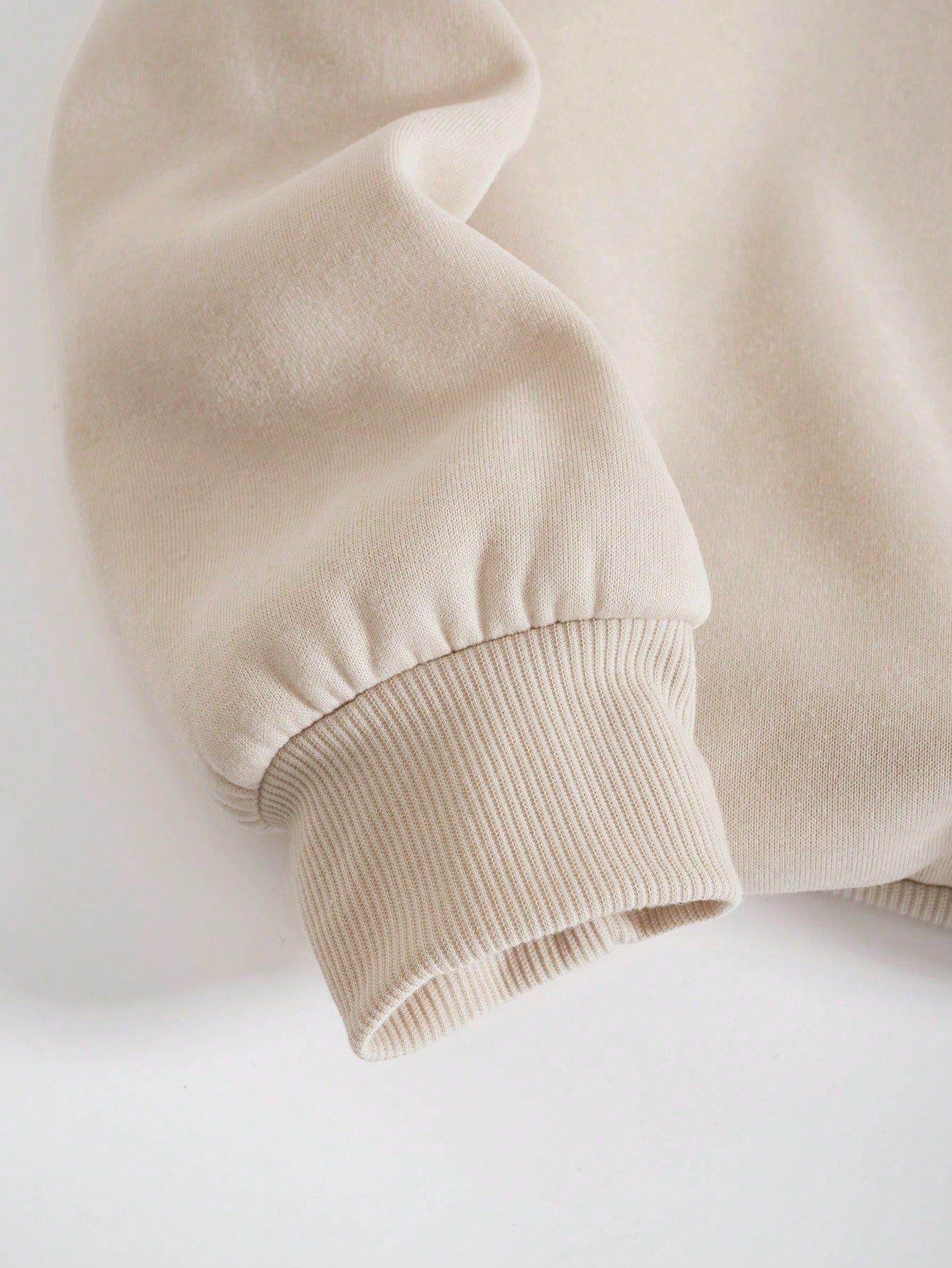 Graphic Thermal Lined Sweatshirt