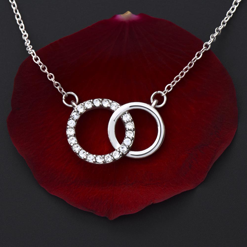 Gift for Bestie/Friend/Soul Sister Necklace Circle Interlocking Pair Perfect Stainless Steel Message