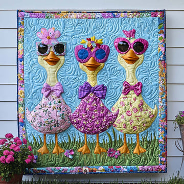 Dreamy Duck Field Quilted Blanket Best Couch Throw Blanket Gifts For Koi Lovers - Marykun