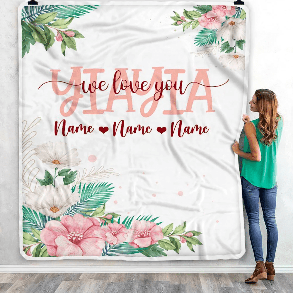 Personalized Yiayia Blanket From Grandkids Granddaughter Grandson We Love You Floral Yiayia Birthday Mothers Day Christmas Fleece Throw Blanket